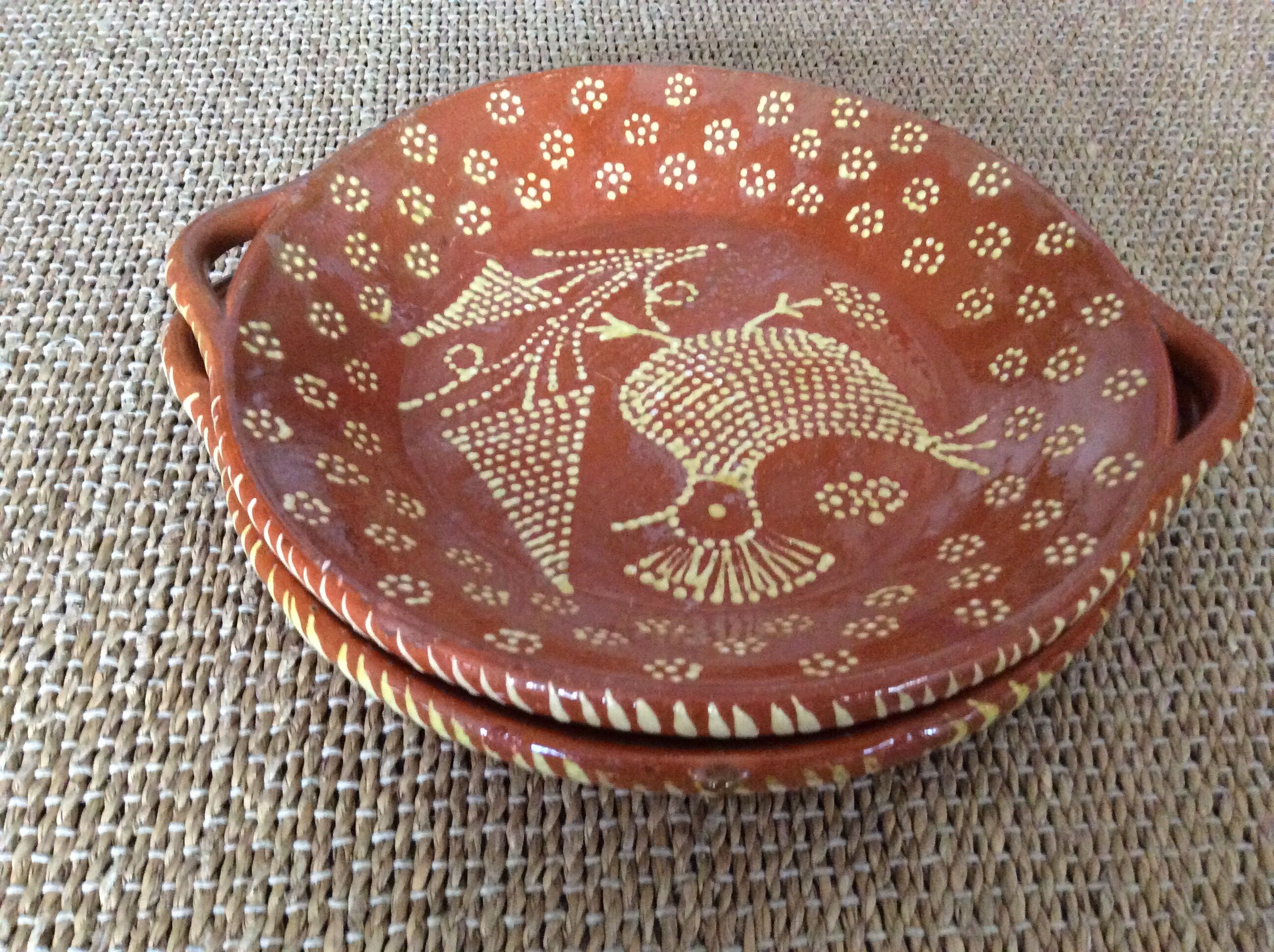 2 terracotta dishes