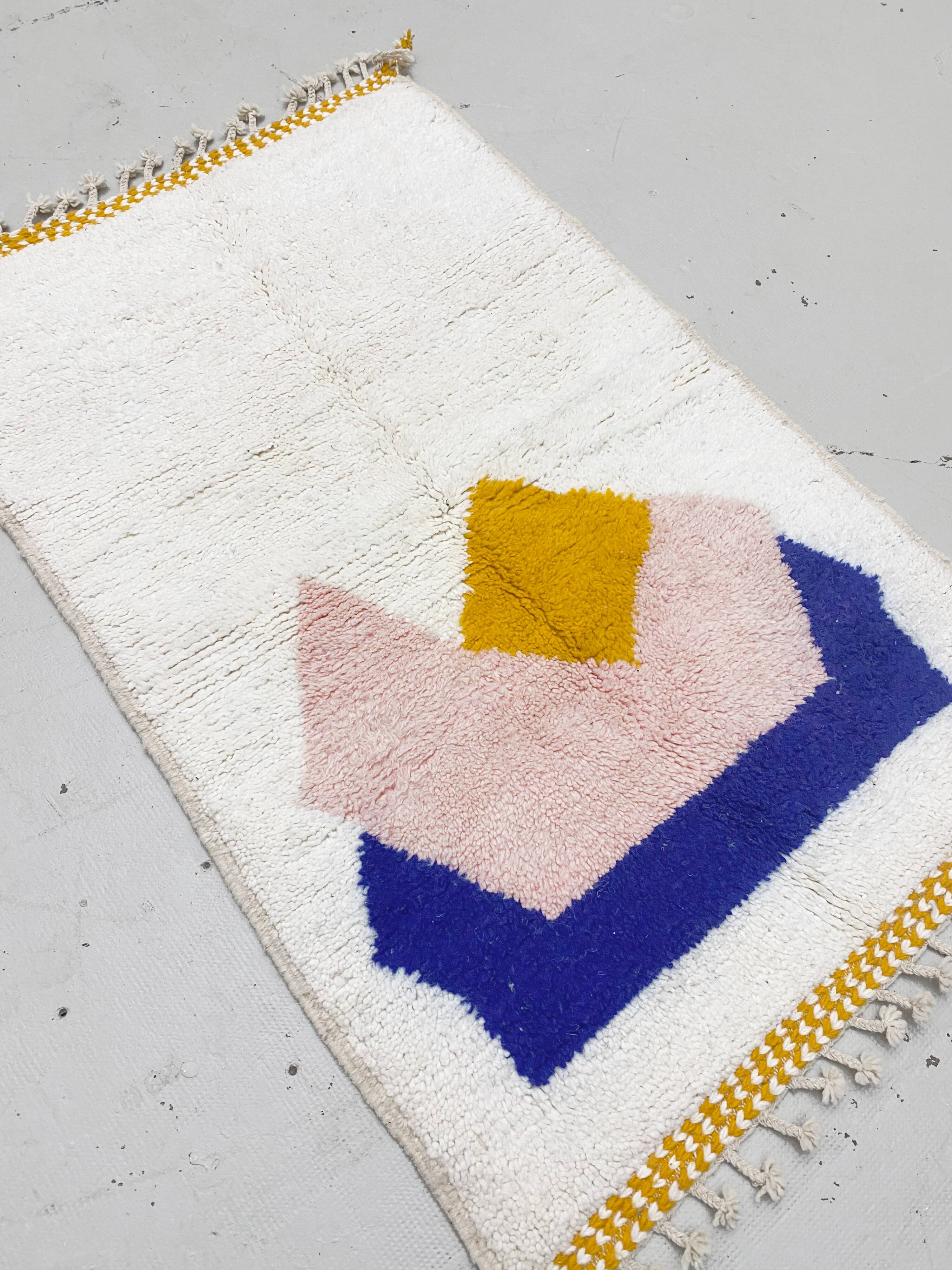 Berber Beni Ouarain rug with colorful patterns, 1.60x1m