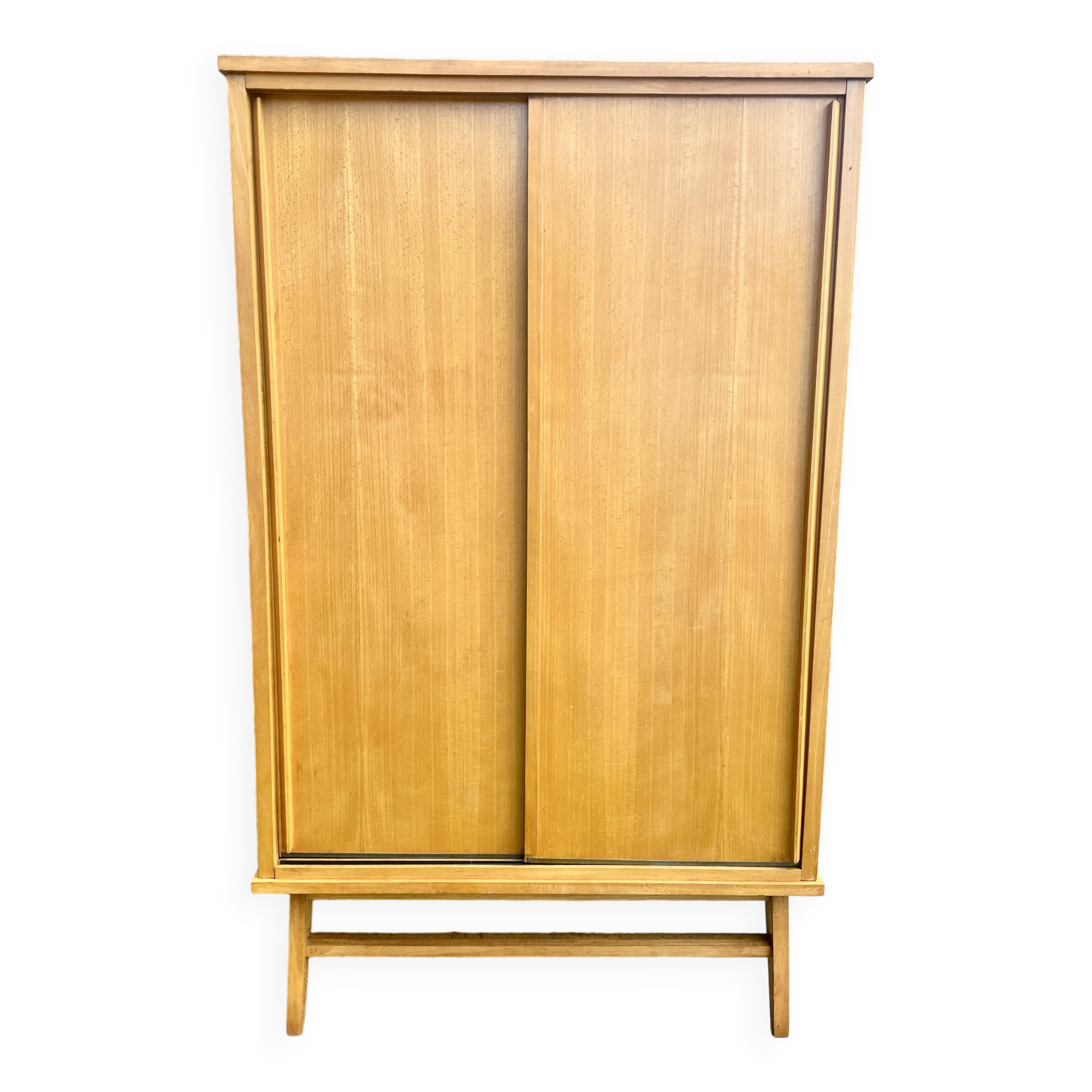 Wardrobe 1950 sliding doors