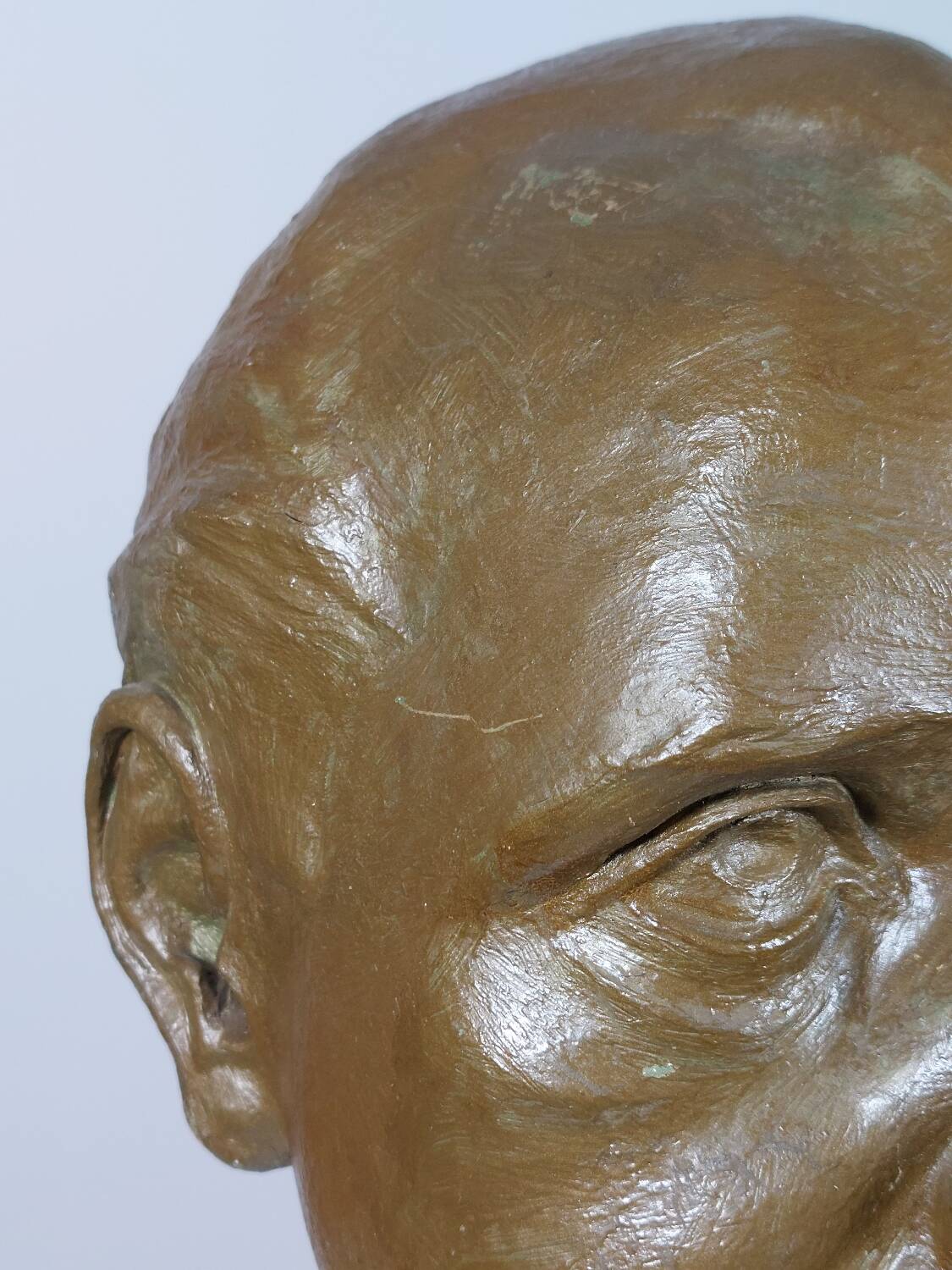 Vintage sculptural bust in bronzed plaster of a man.
