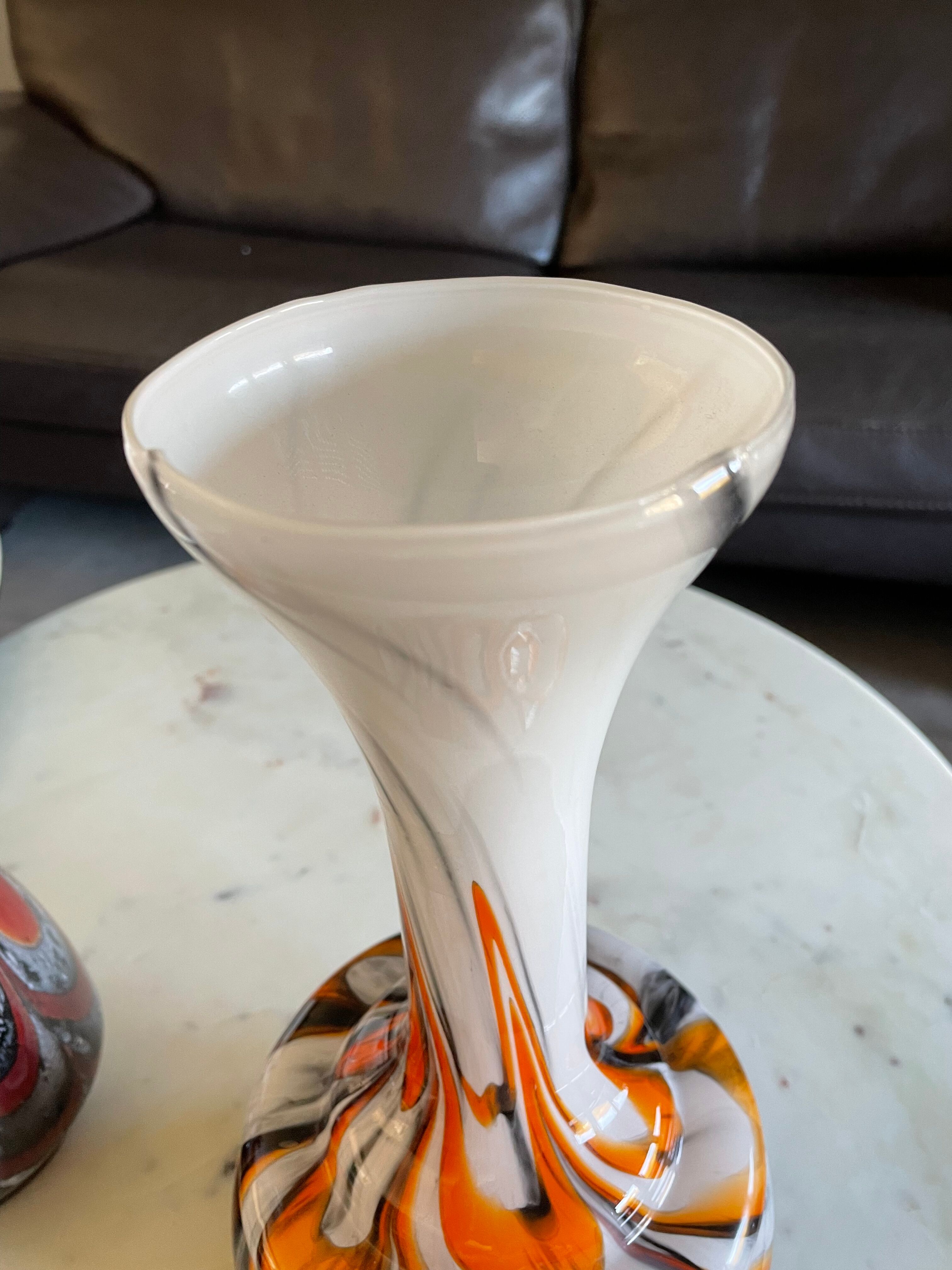 Set of two vintage Murano vases in blown glass