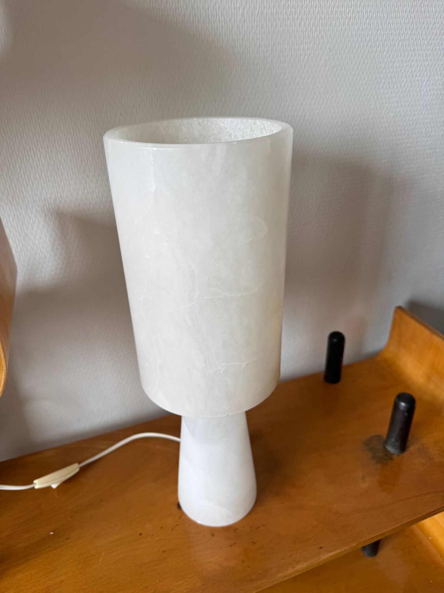 Mid-Century Modernist Spanish Alabaster Table Lamp, 1990s