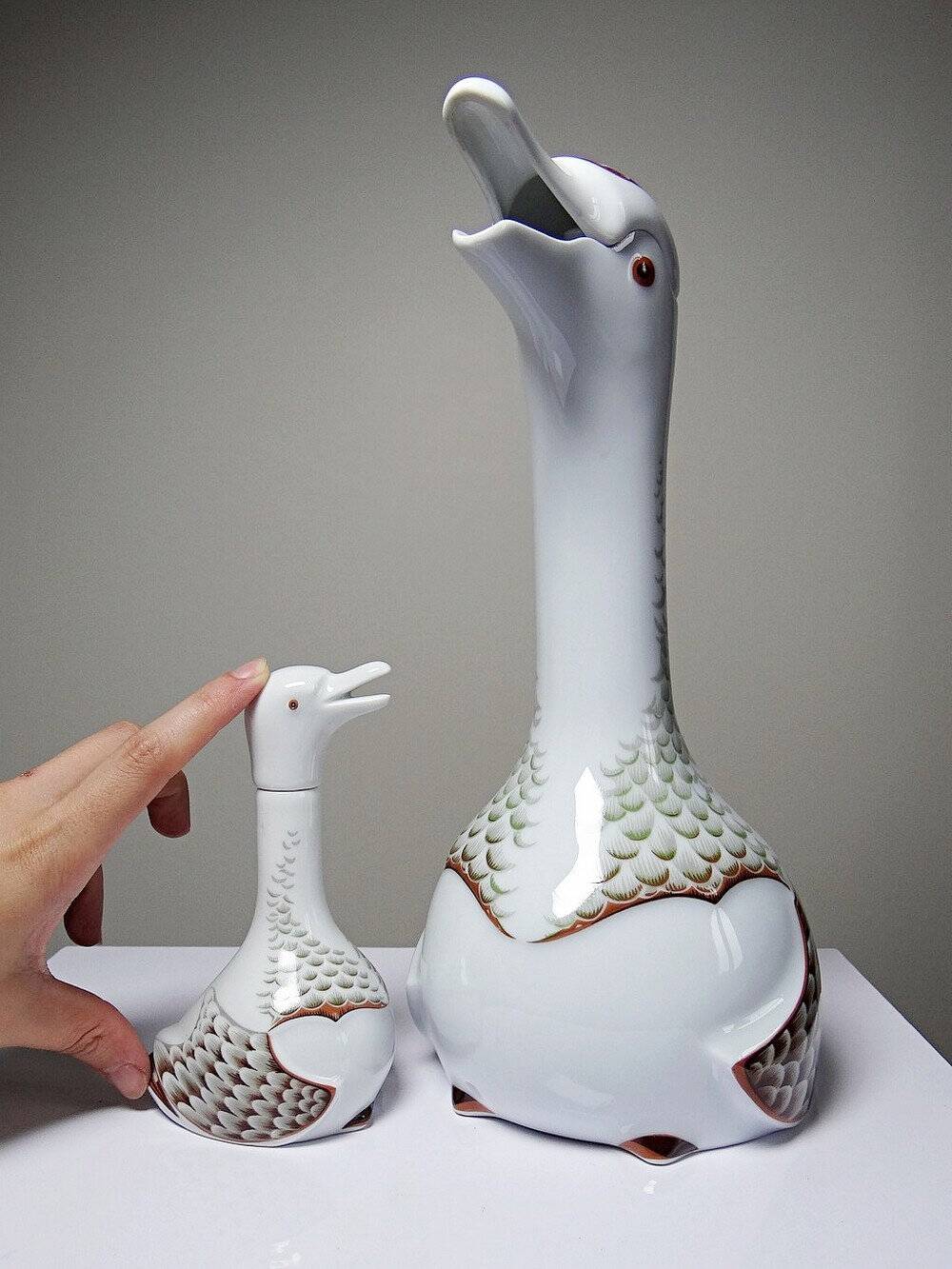 Vintage 1980s duo carafe and miniature bottle Haviland Castel after Sandoz for Chabot.