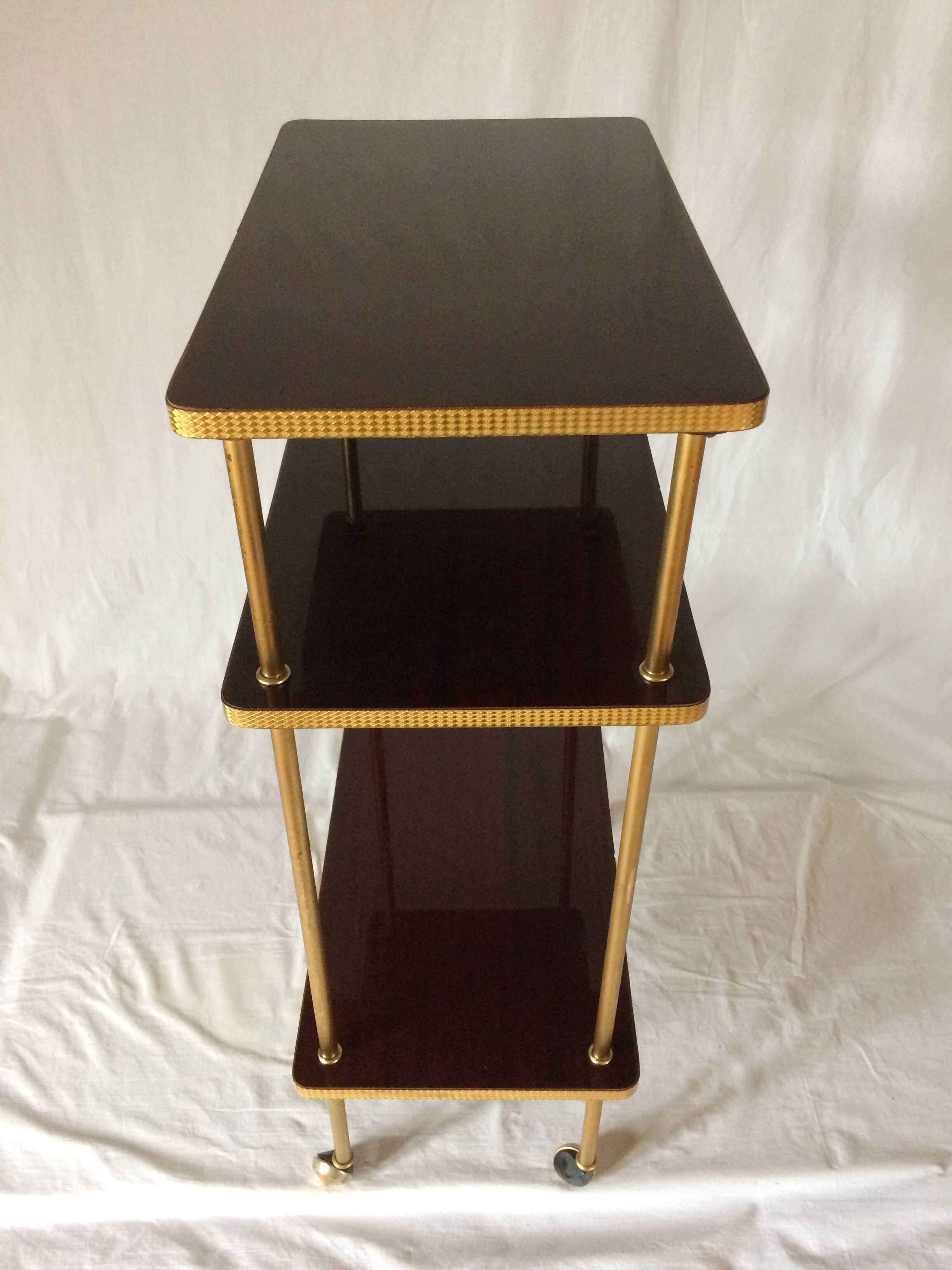 3 shelf harness, on wheels, vintage