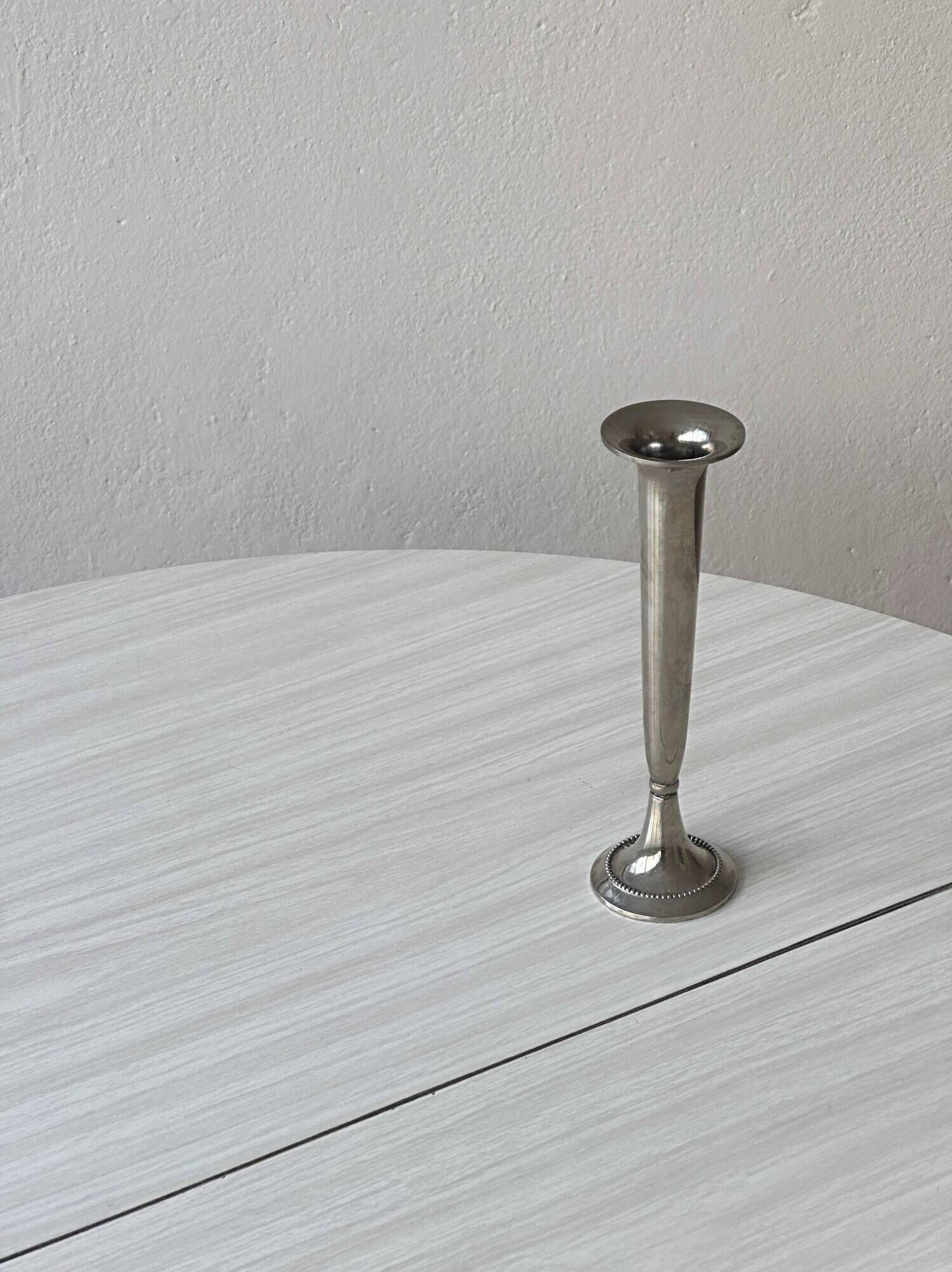 Vintage metal soliflore