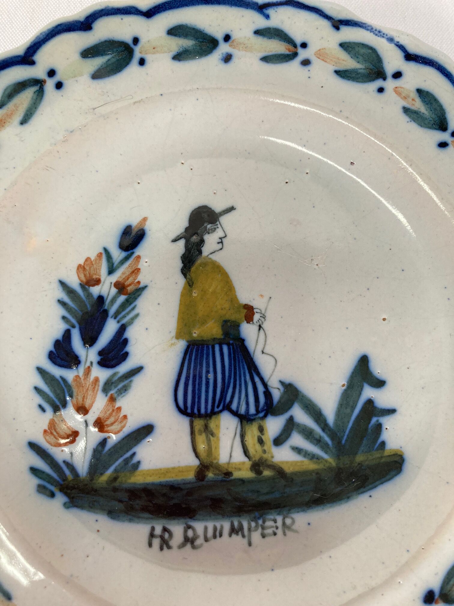 Old pair plates Breton HR Quimper early nineteenth