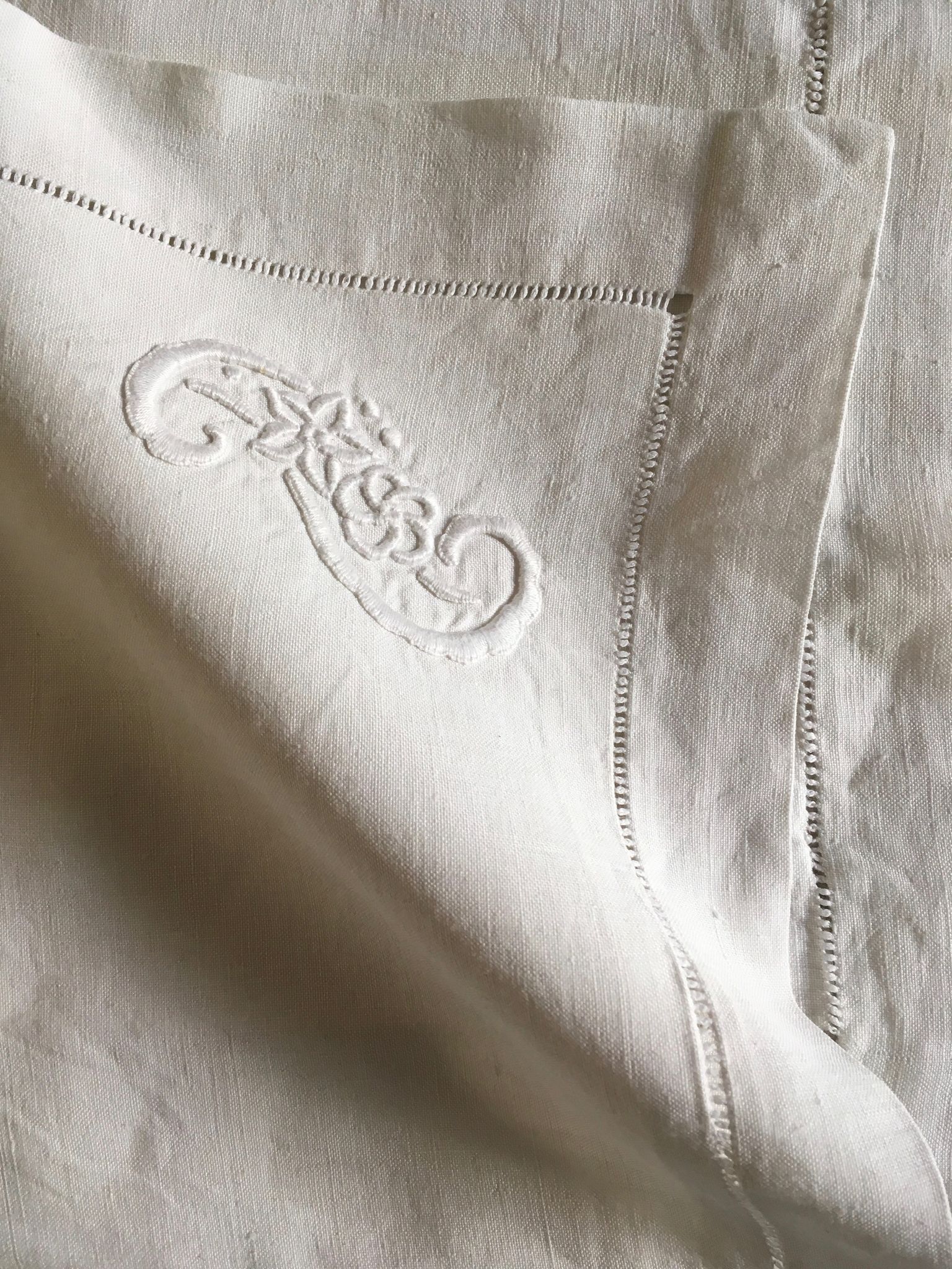 Pair of pillowcases embroidered linen old