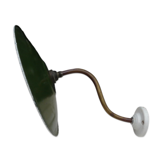 Industrial wall lamp in gooseneck sheet porcelain base