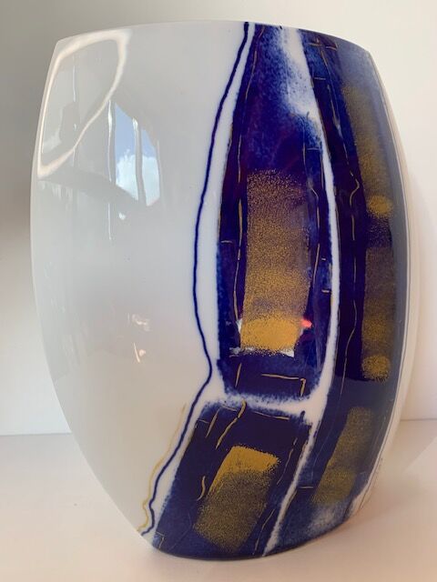 VASE Limoges porcelain flattened gilded shape