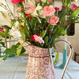 Broc vintage enamel pink and white