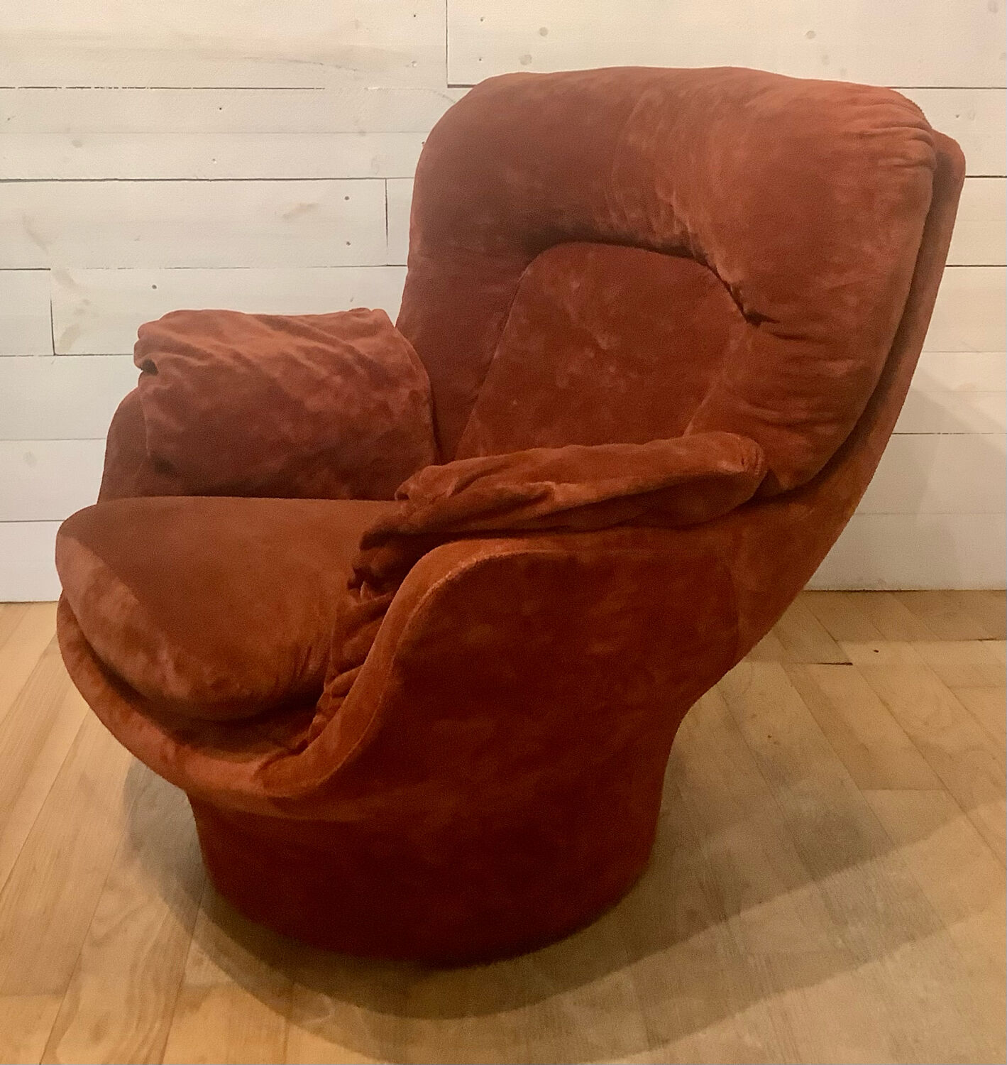 Velvet karate armchair by Michel Cadestin for Airborne