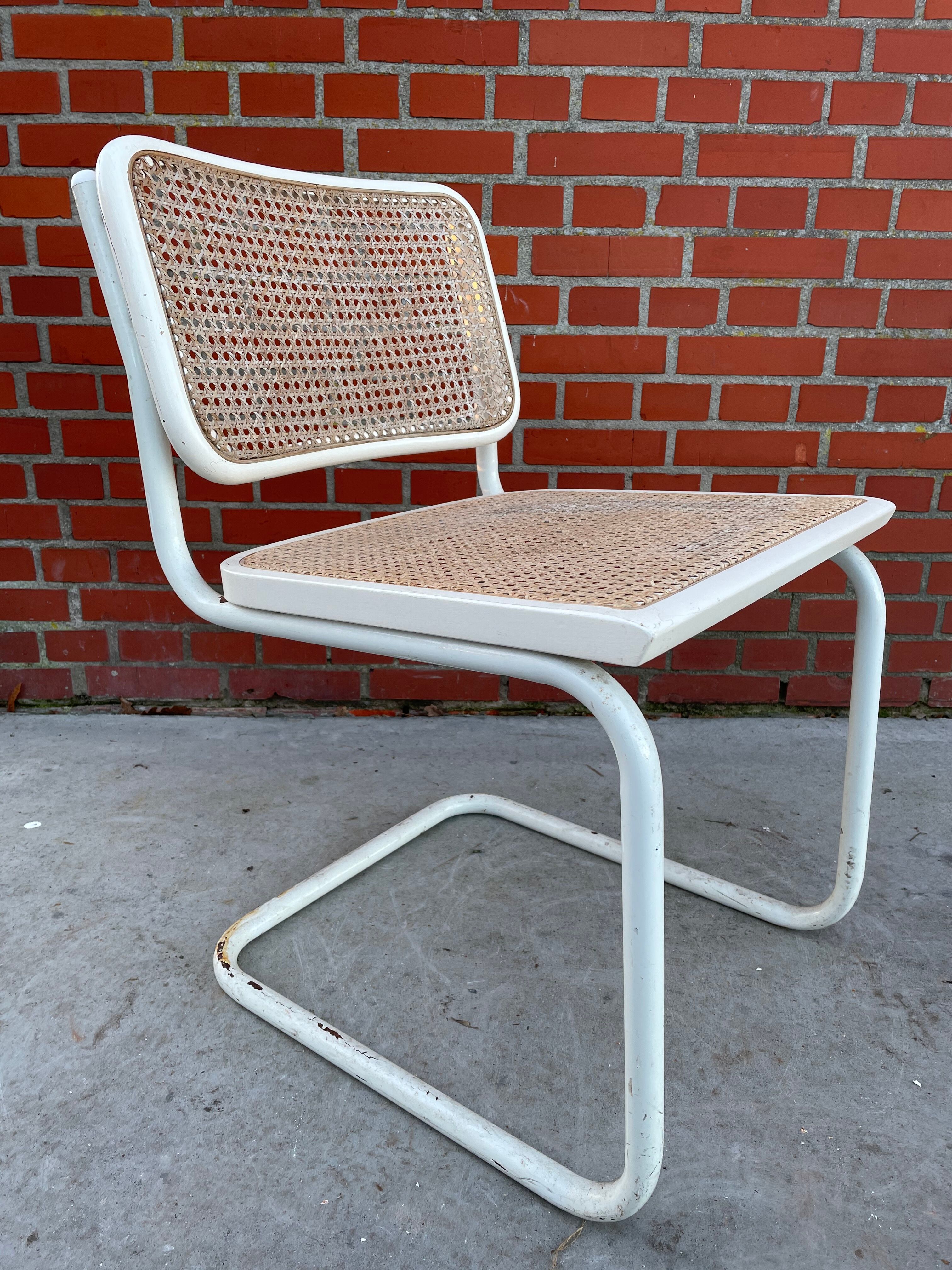 Cesca design chair b32 model white