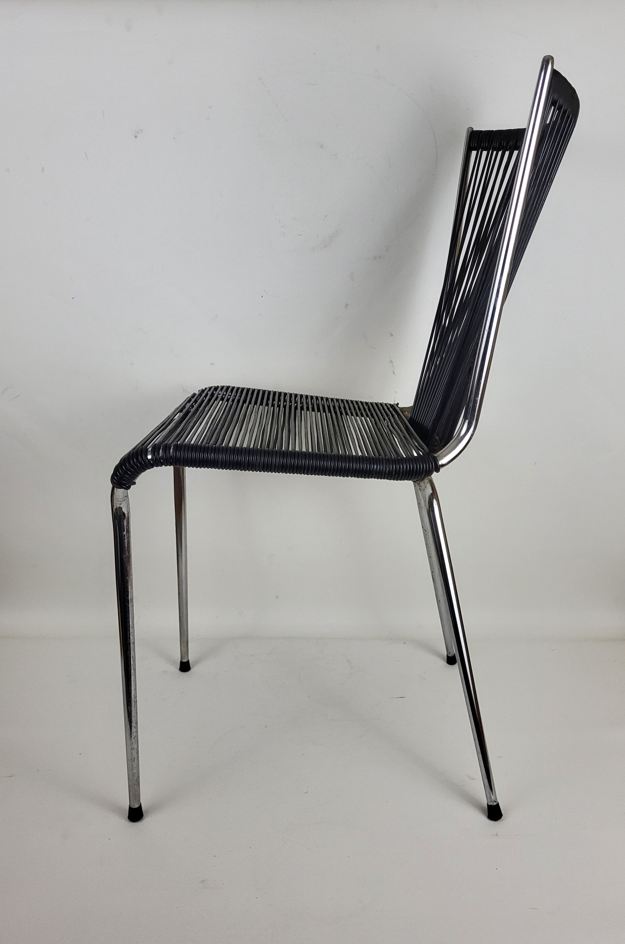 Vintage scoubidou chair