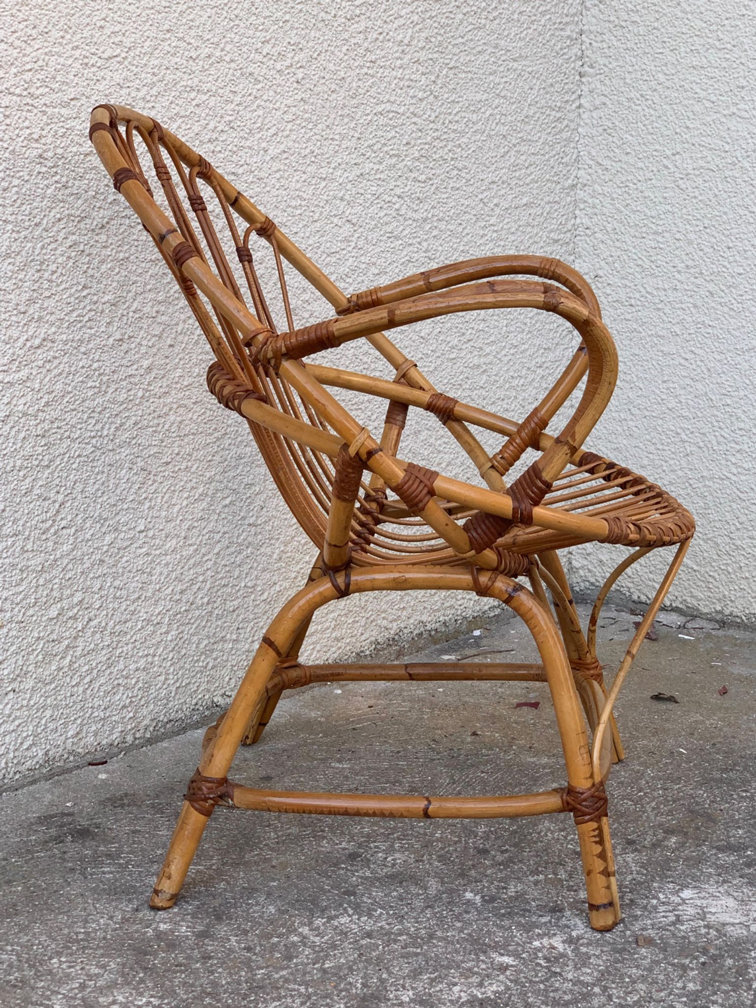 Pair of vintage shell armchairs 1950