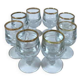Set de 8 petits verres à liqueur des années 50