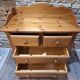 Commode pin massif