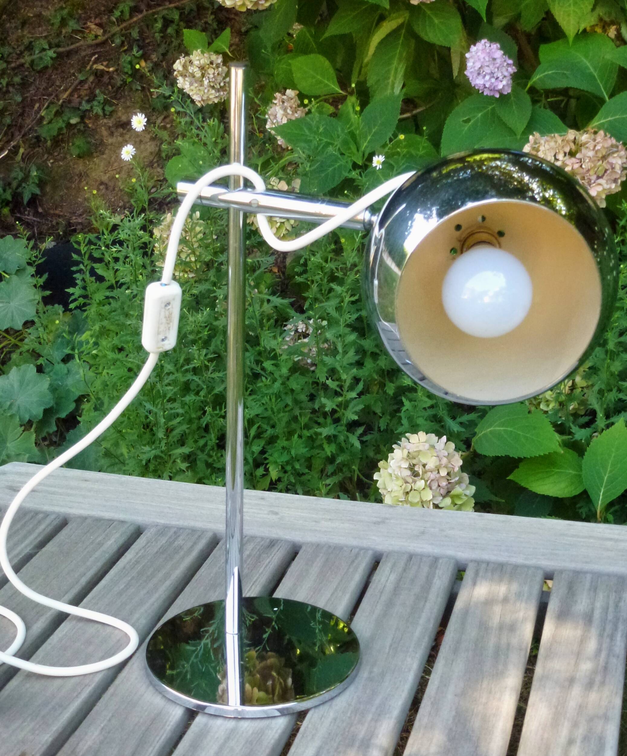 Vintage Space Age / Eyeball desk lamp