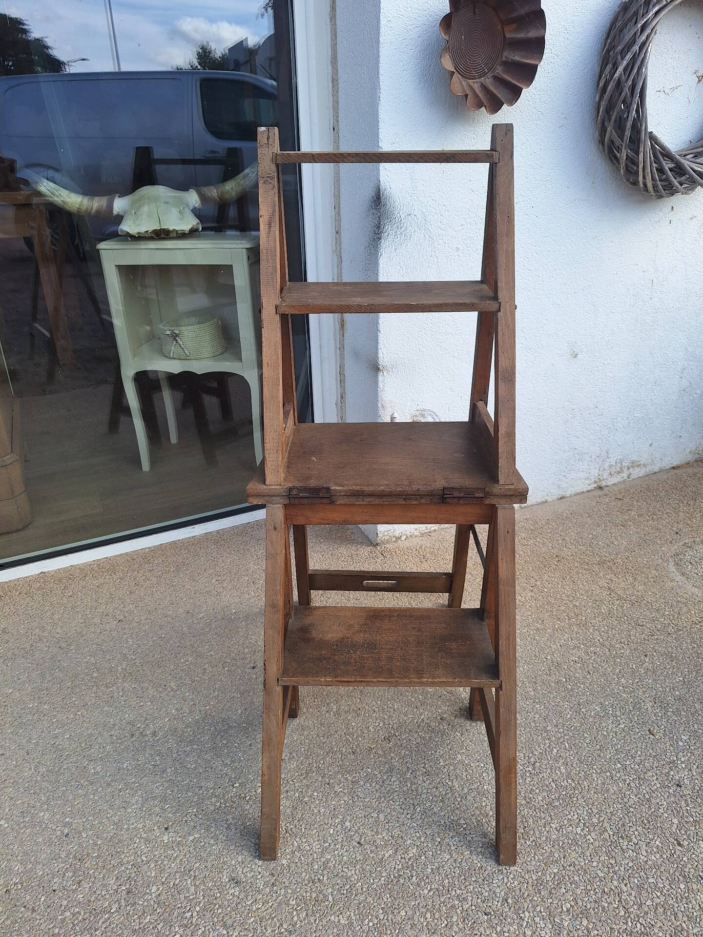 Chaise escabeau 