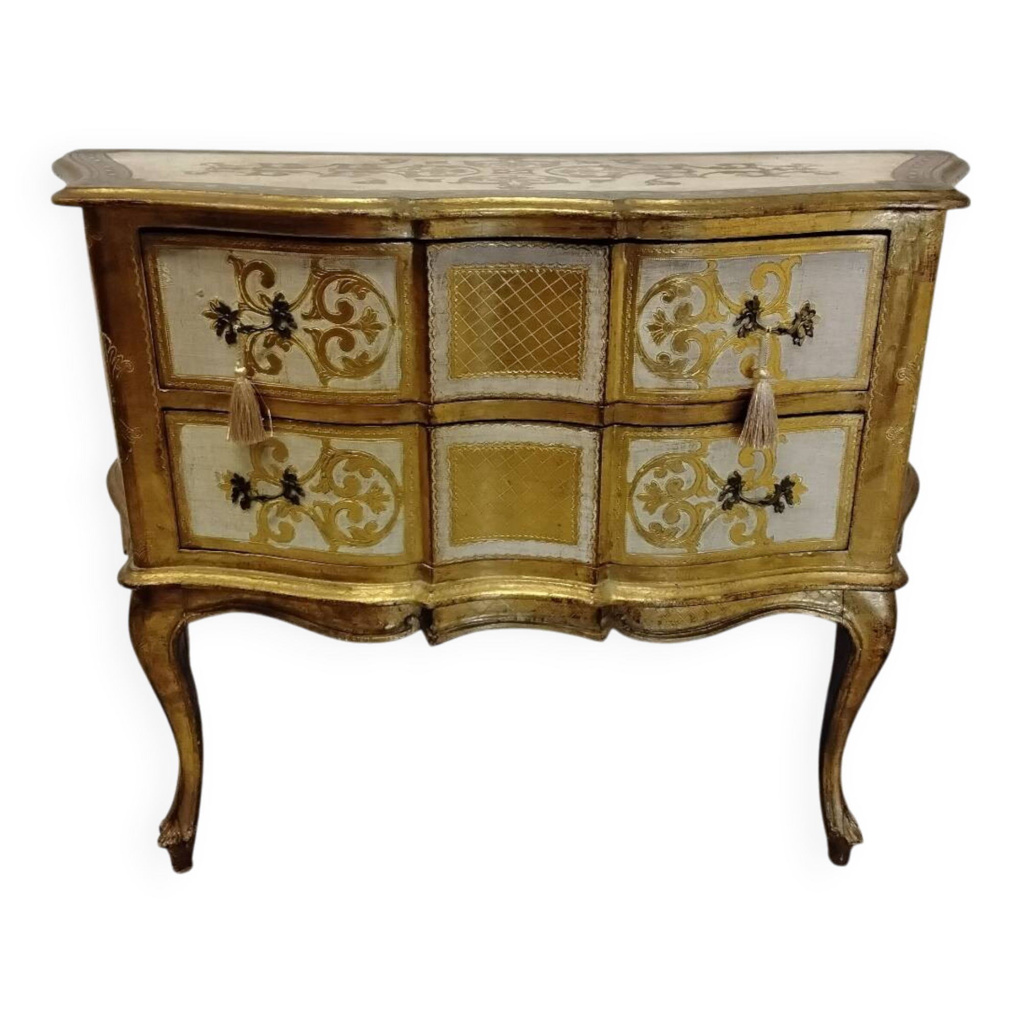 Commode style florentin
