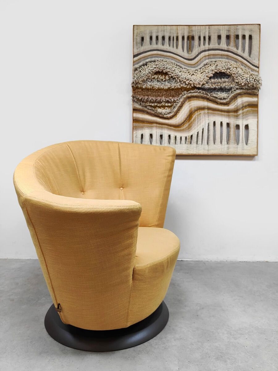 Italian design Arabella swivel lounge chair Massimo Scolari Giorgetti