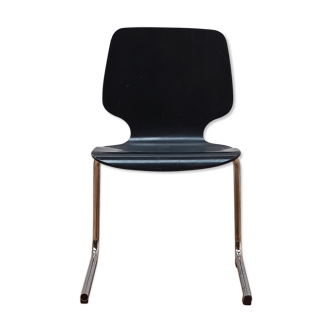 Pagwood Chair by Flototto