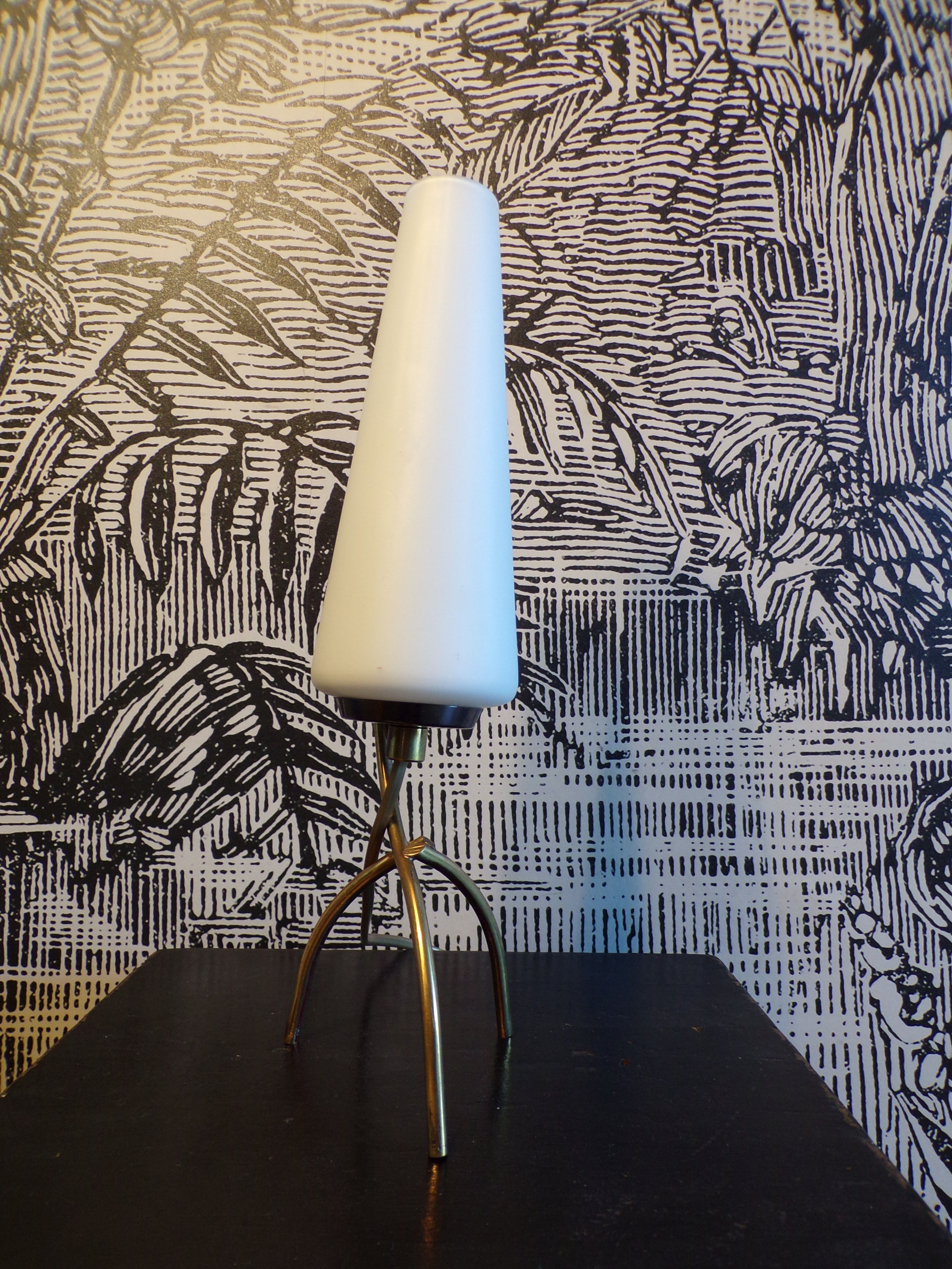 Brass tripod lamp