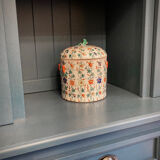 Old porcelain pot says ginger