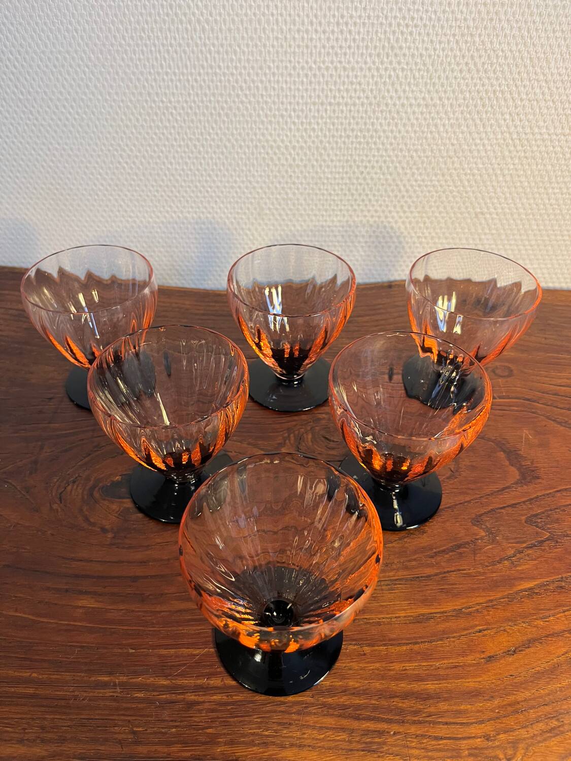 Art Deco sorbet ice cream cup in bubbled glass from the 60s