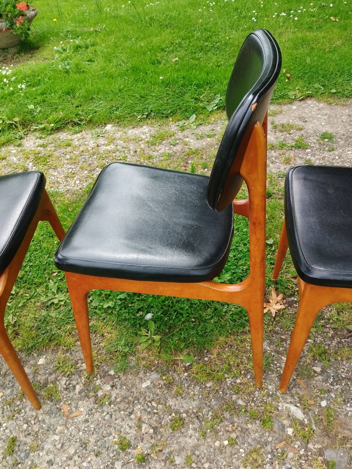 Series of 6 old Scandinavian design chairs