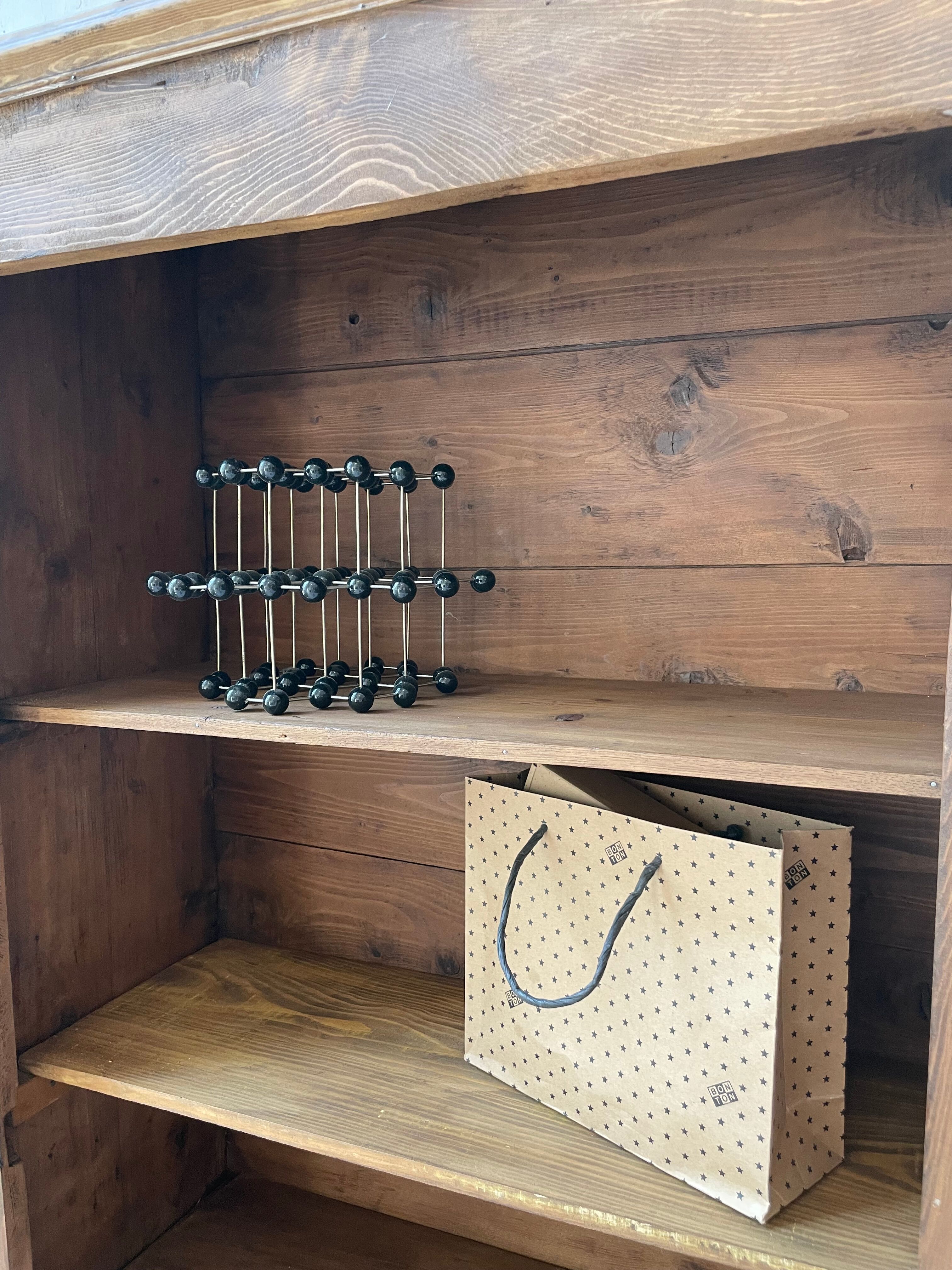 Library bonnetière pine