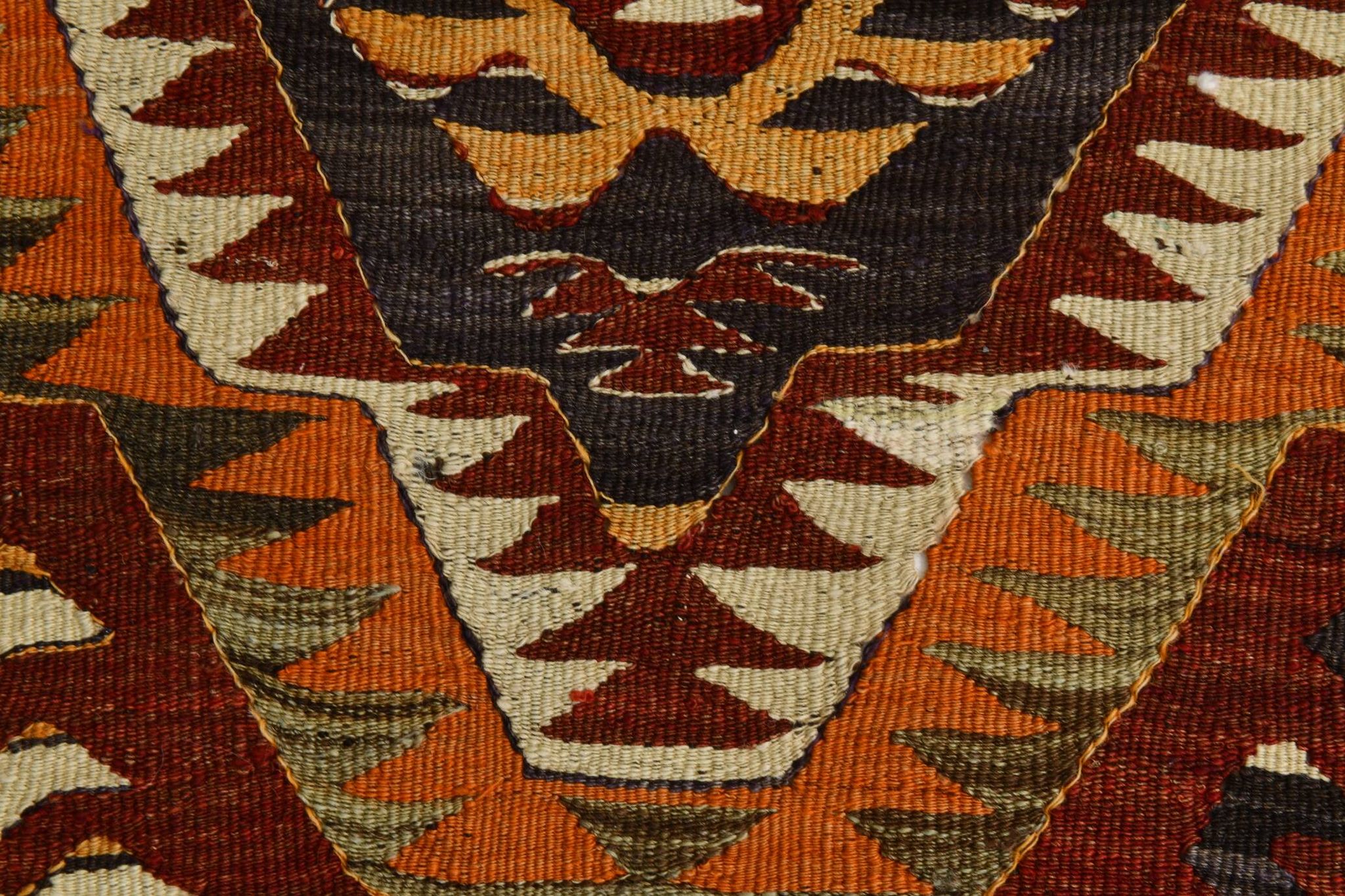 5x9 Dark Red & Cream Turkish Antique Kilim Rug, 150x271Cm
