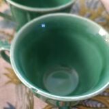 2 vintage cups