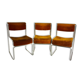 Suite of 3 Italian style chairs