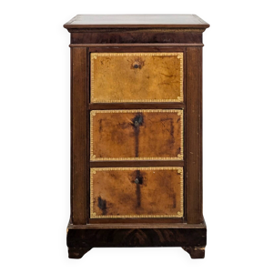 Cartonnier bas en trompe