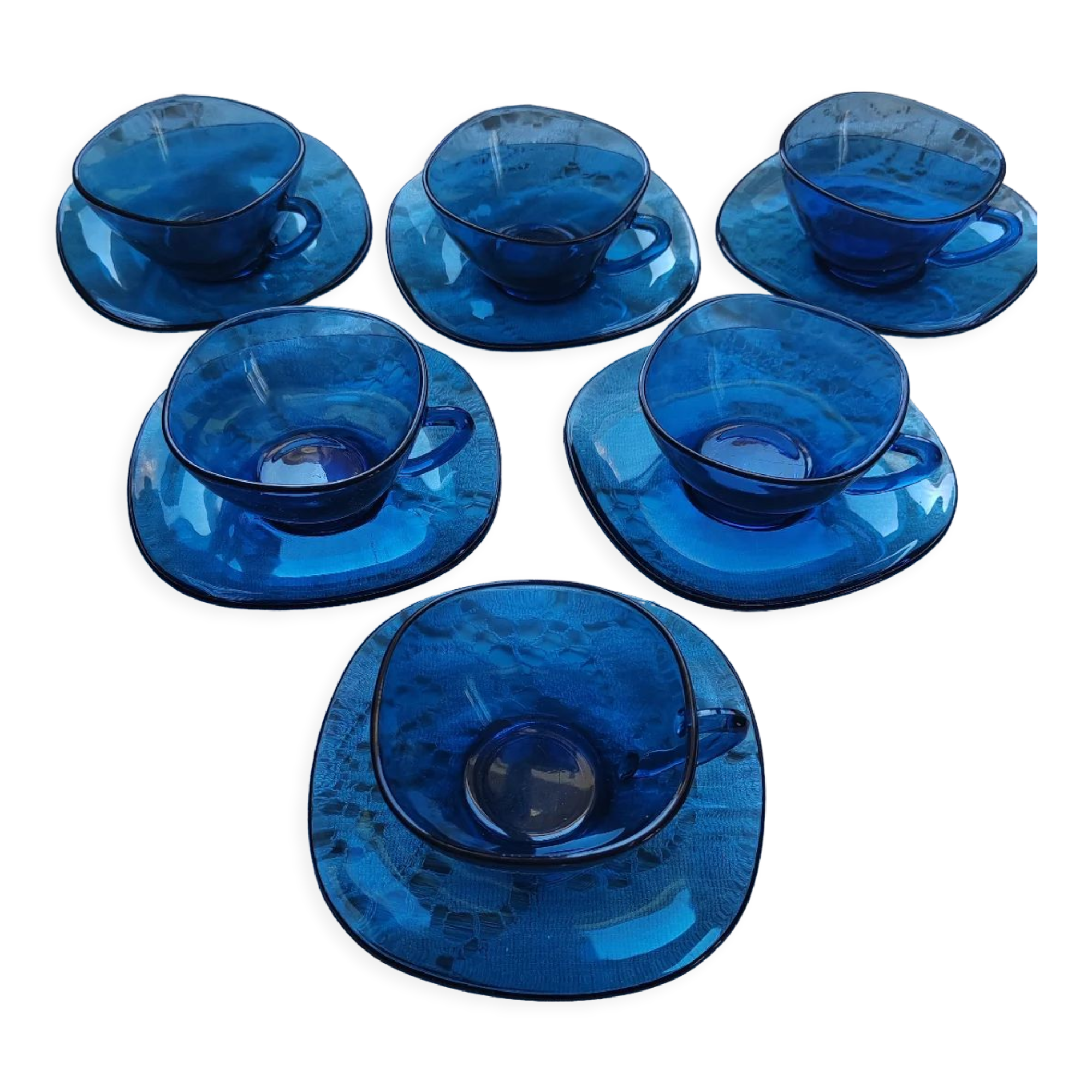 6 blue vereco cups and sub-cups