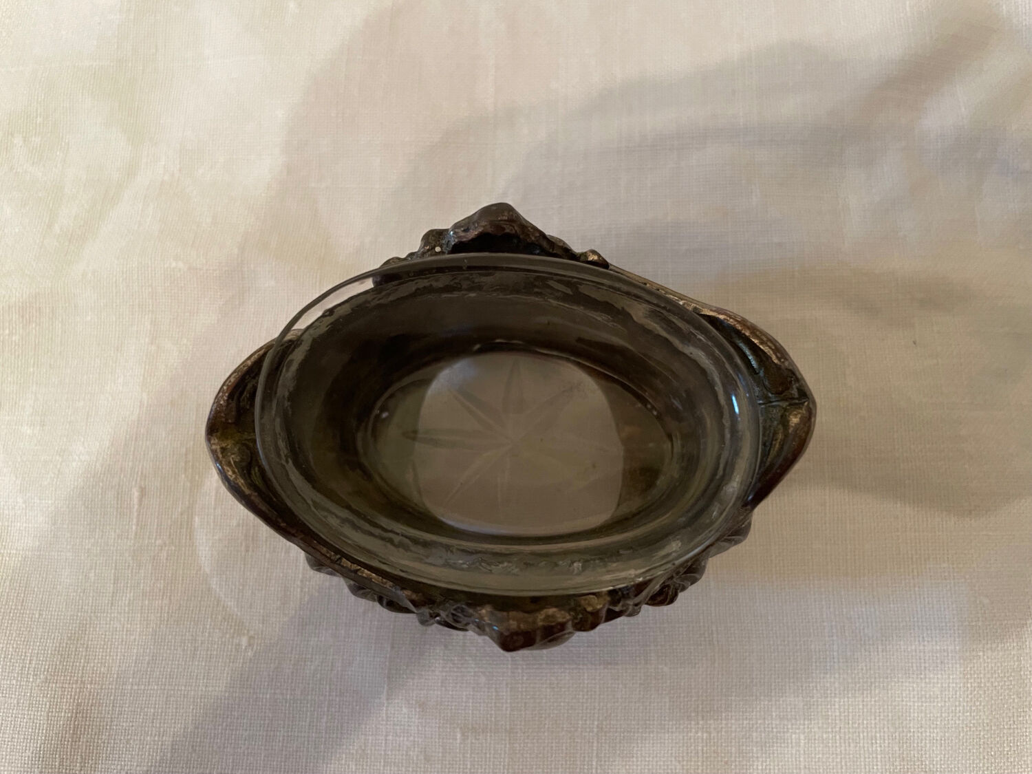 Silver metal salt shaker