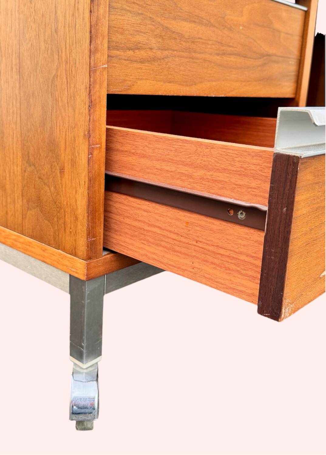 Vintage 70s design low cabinet