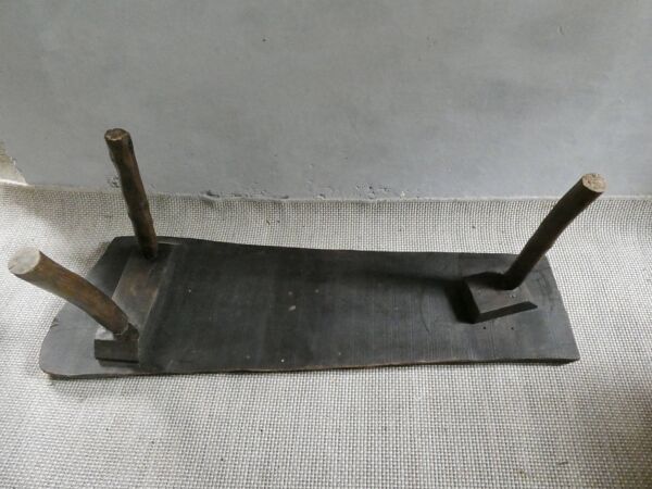 Banc, table basse en chêne massif, vers 1950