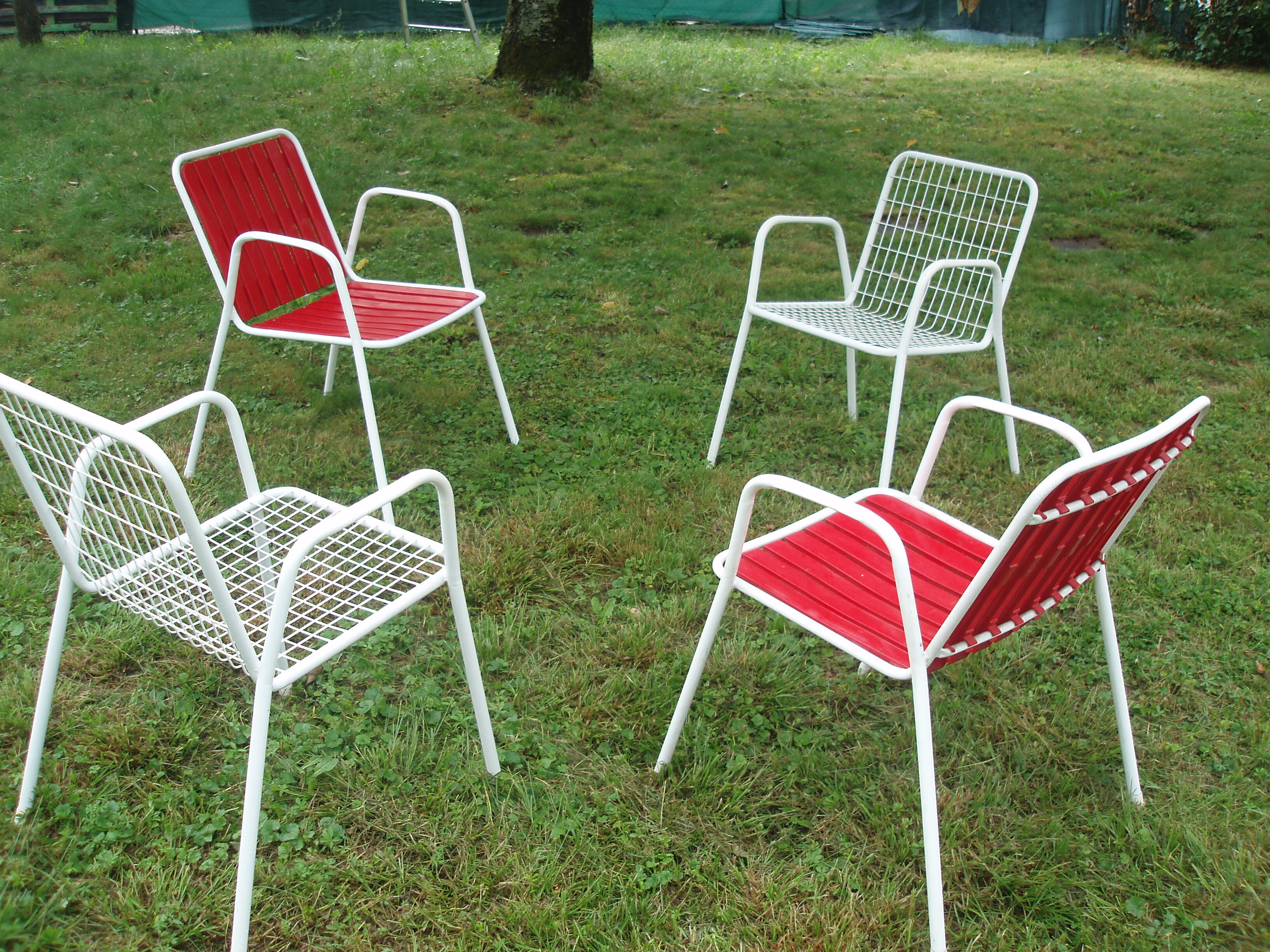 4 armchairs EMU model Rio Italian vintage 2 red and 2 white
