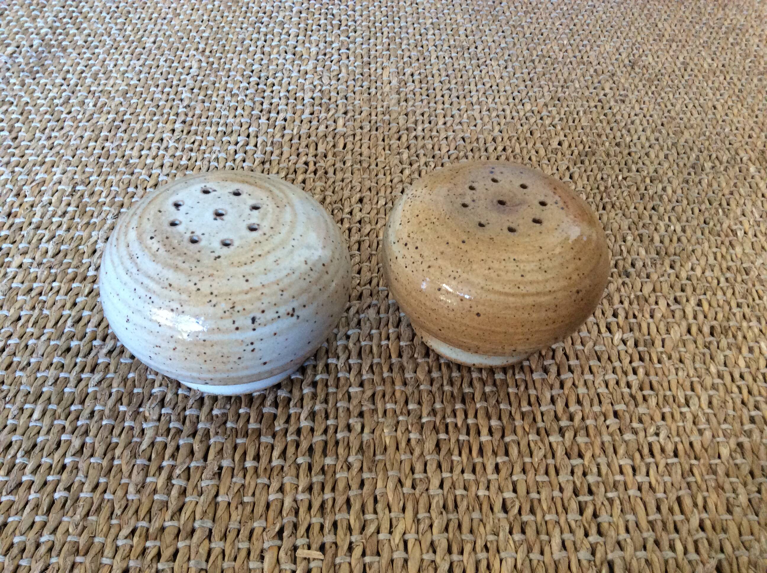 Salière et poivrier  en grès