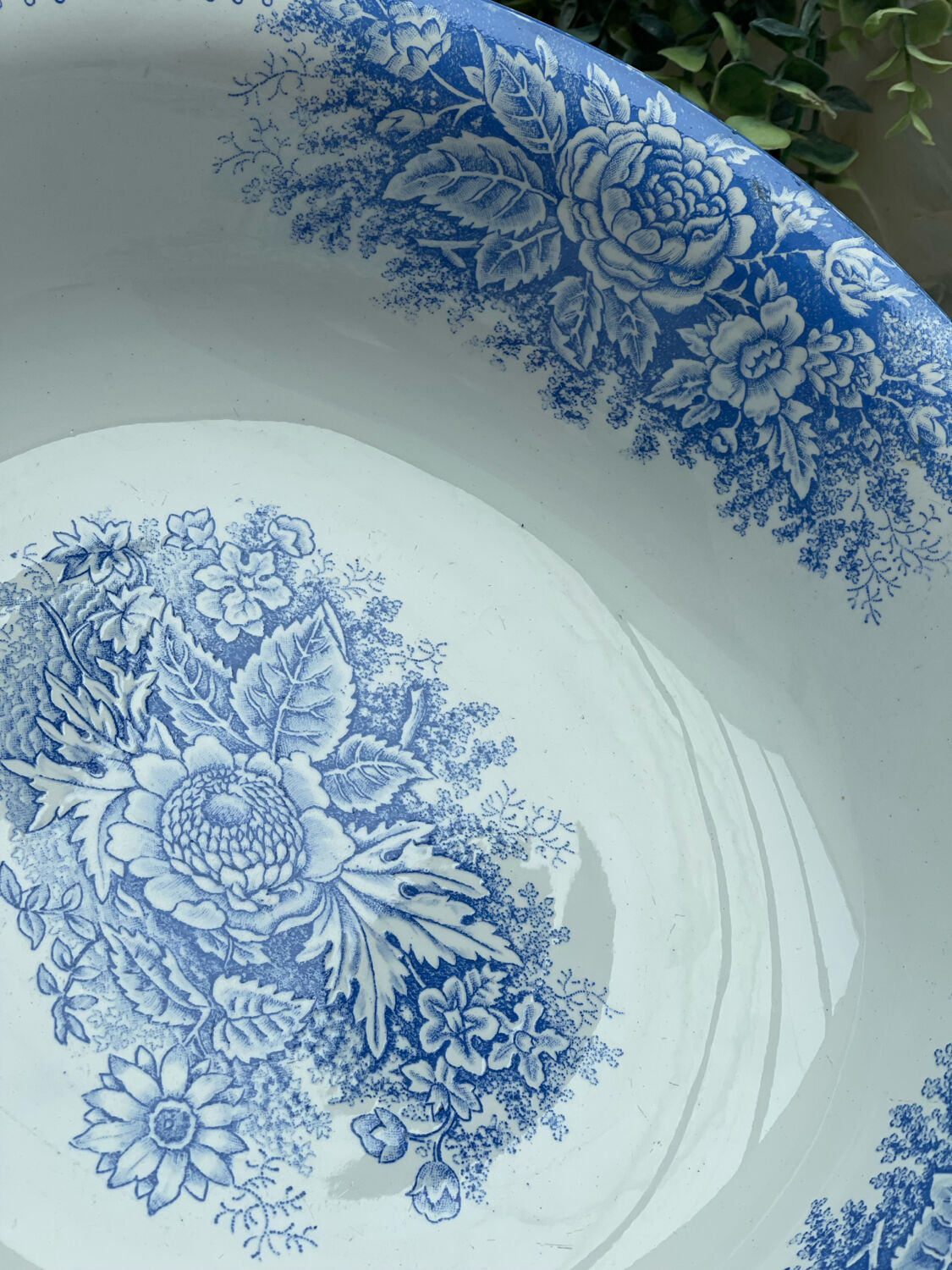 Sainte Amandinoise Toilet Bowl + Soap Dish / Brush Model J