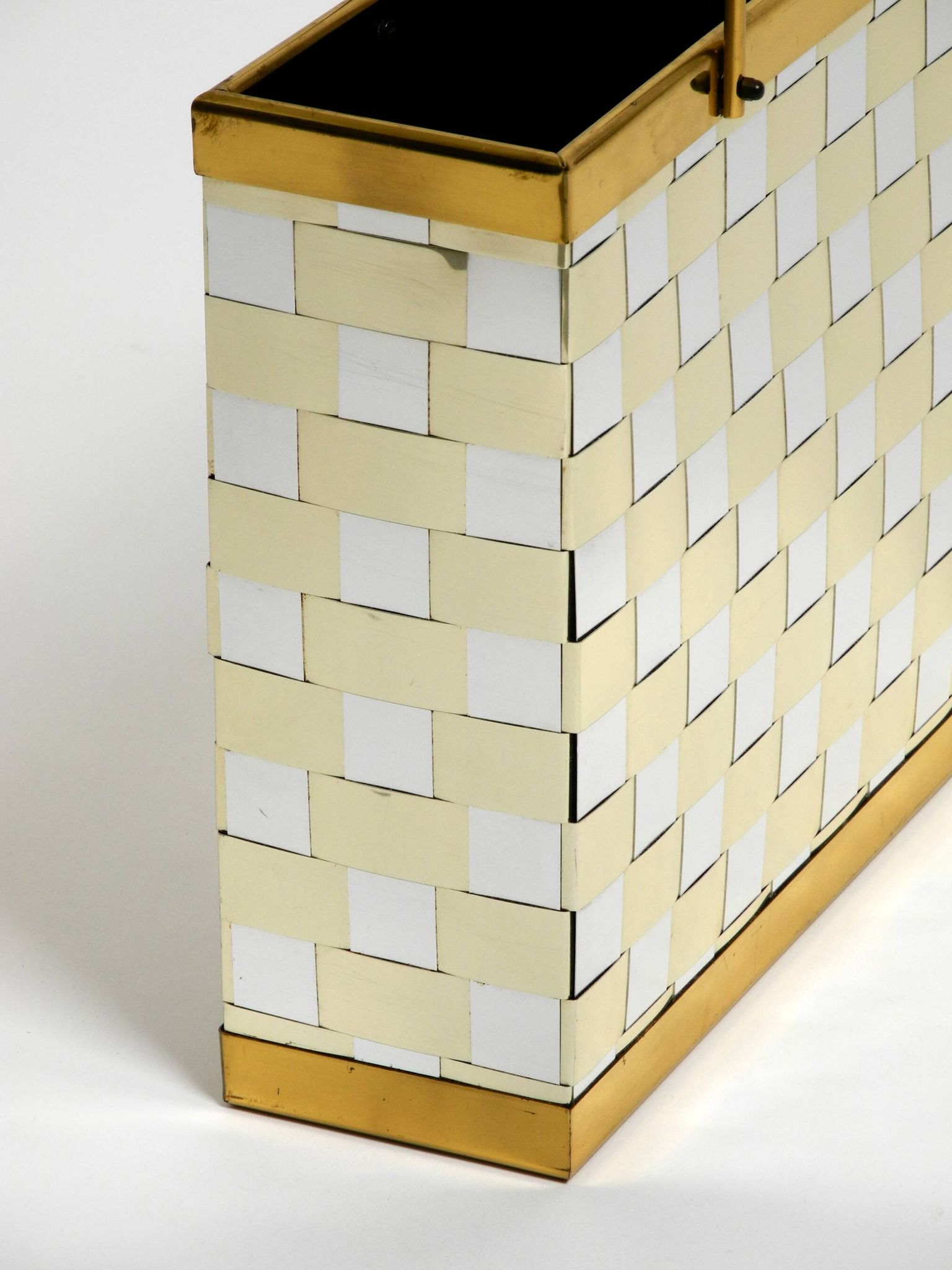 Stunning 1980s brass magazine rack in Hollywood Regency design