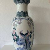 Chinese porcelain vase