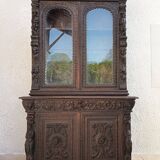 Renaissance oak library buffet from the 19th century.