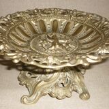Fruit cup on bronze piedouche