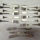 set of 15 teaspoons and 15 dessert forks in Puiforcat Empire style