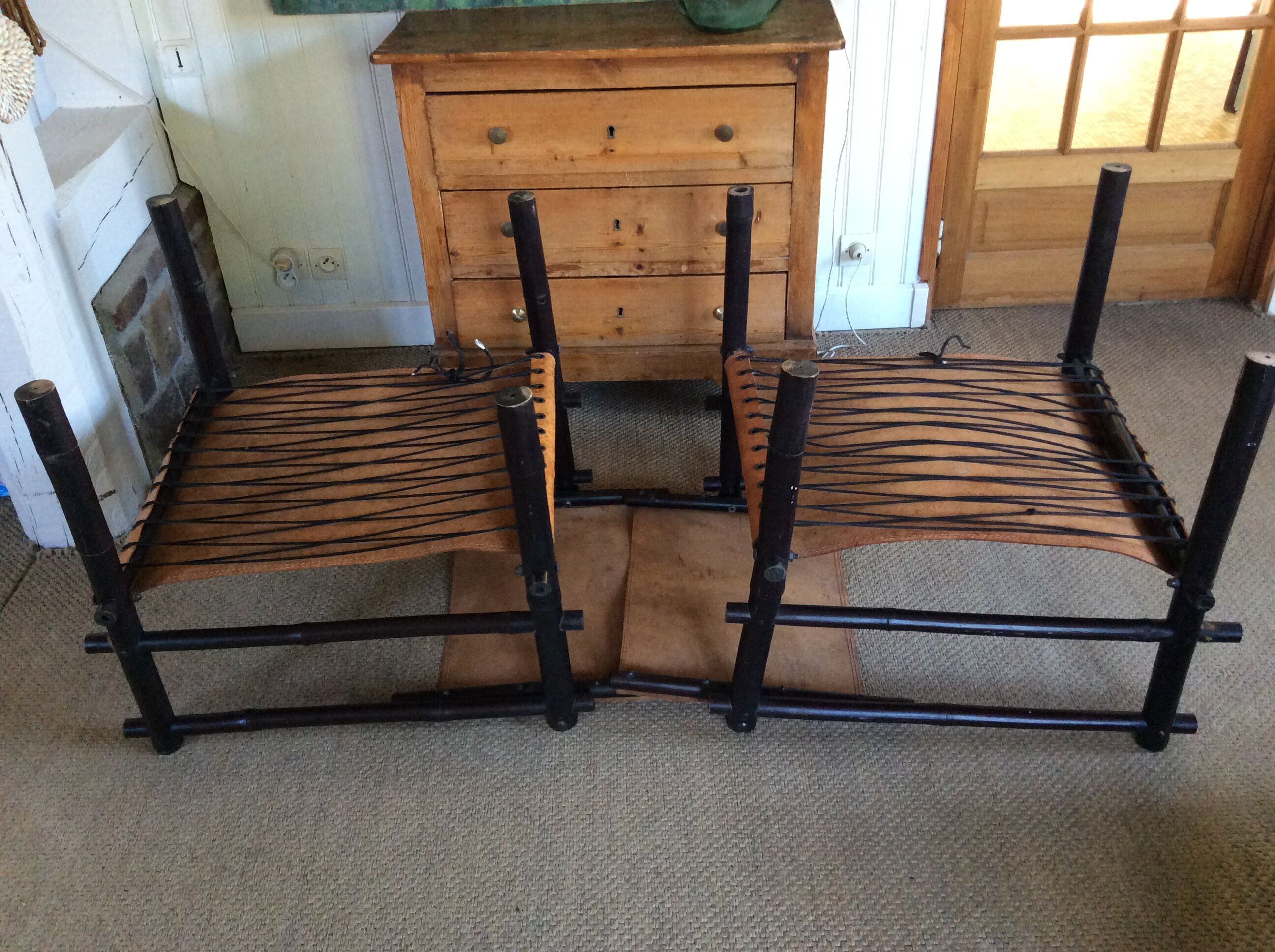 Paire de fauteuils safari