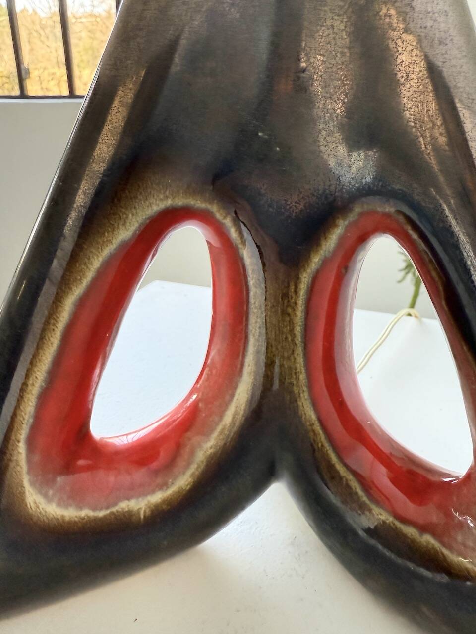 1950s ceramic table lamp, free form