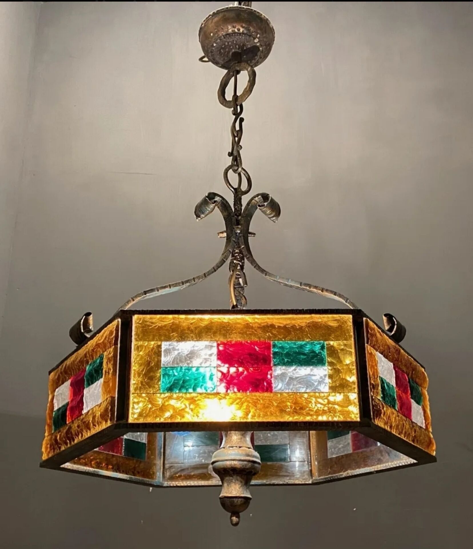 Brutalisti Murano Pendant Chandelier / Italy, 1970s