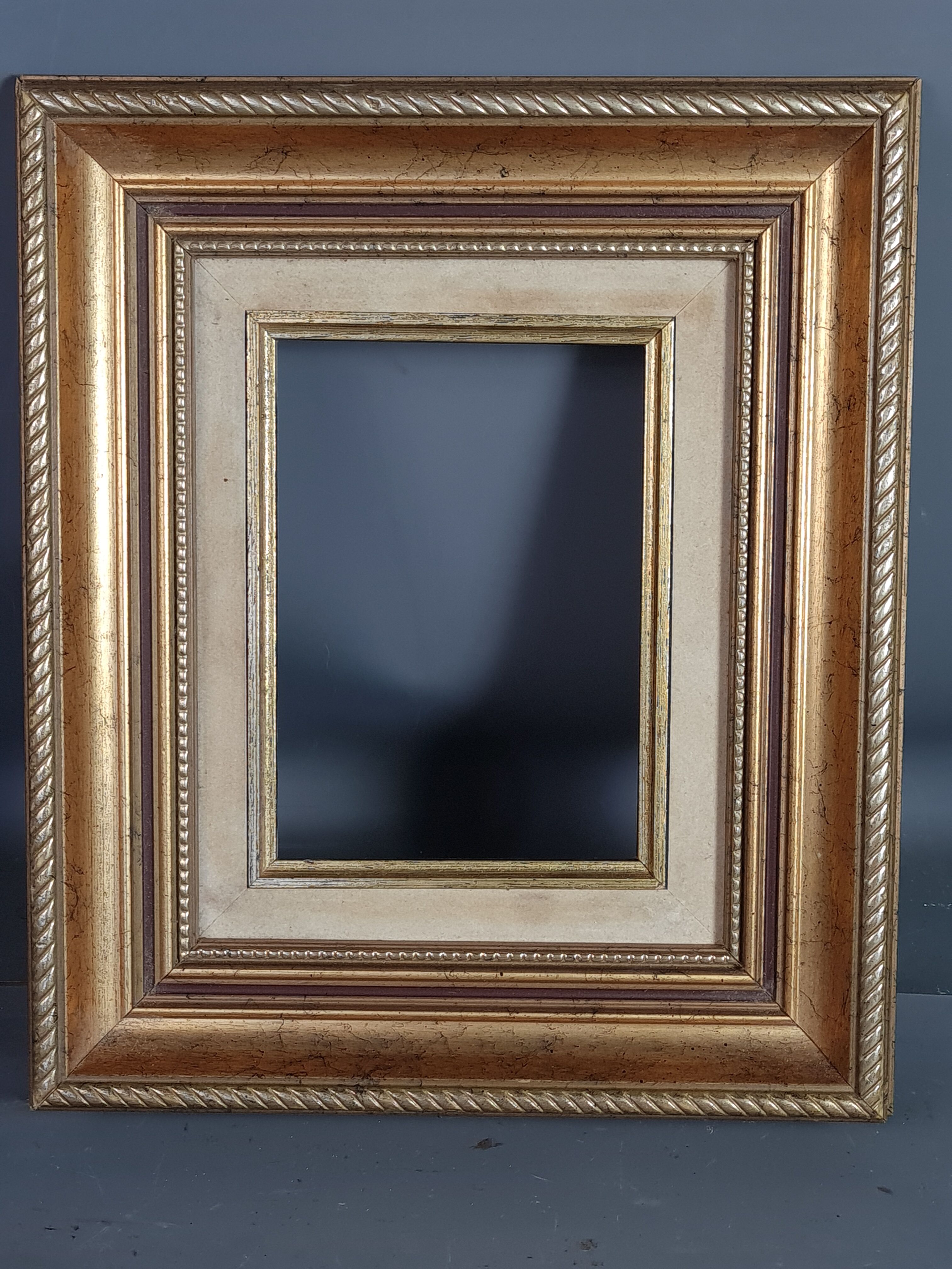Frame wood stucco gilded gold leaf 30x26 foliage 16.4x11.9 cm